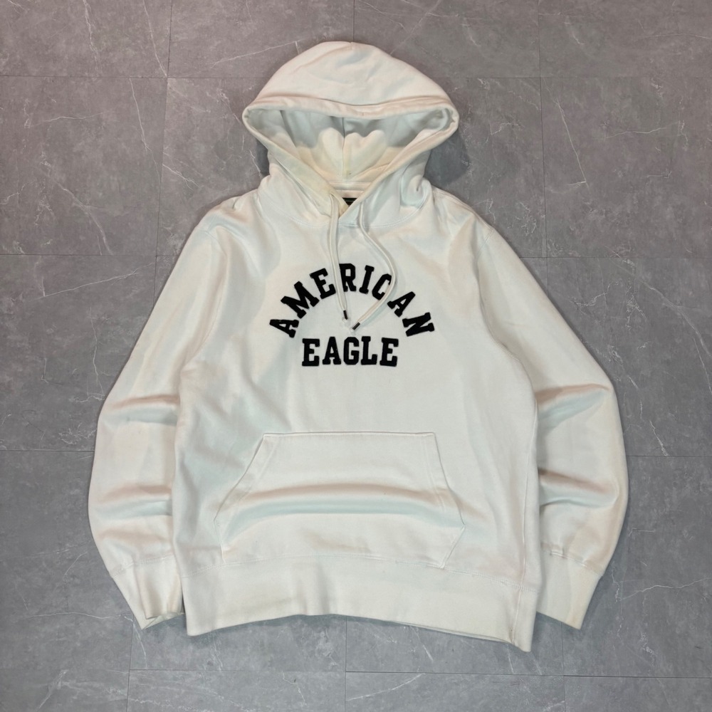Y2K American eagle with black puff print lettering